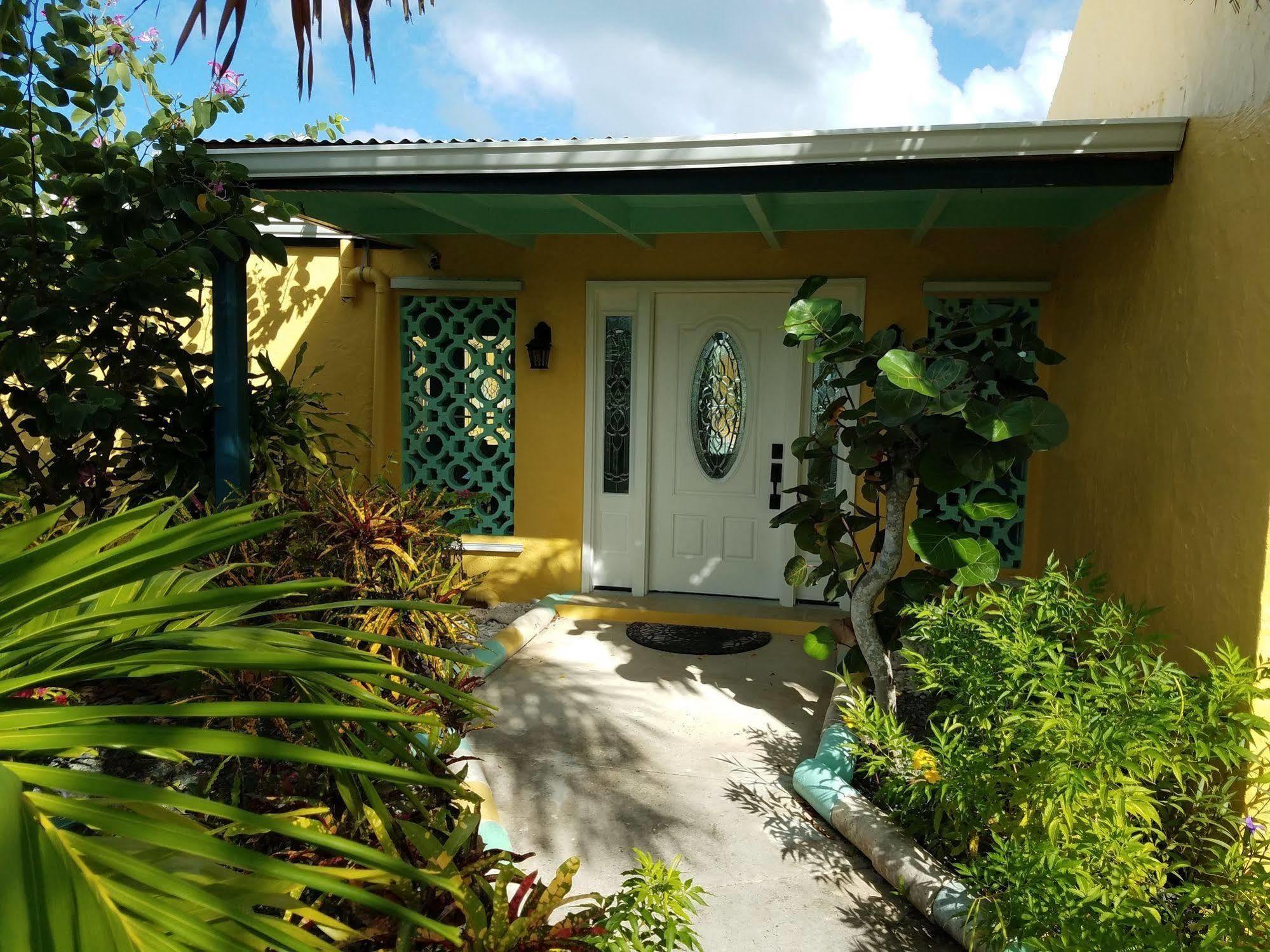 Carringtons Inn Saint Croix Exterior foto